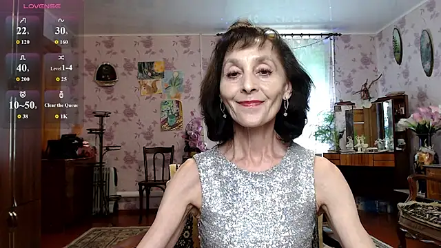 Snapshot of Shooting-Star- chatting on May 9, 10:53 am Shooting-Star- online show from May 9, 10:53 am