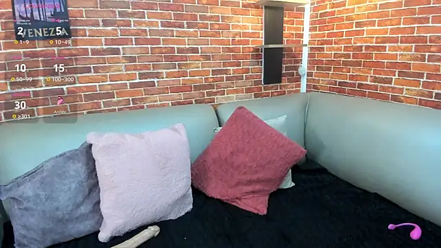 Snapshot of Angela_Basseth chatting on July 10, 8:44 pm Angela Basseth online show from July 10, 8:44 pm