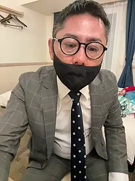 RYUICHI 1919 online show from May 29, 11:19 am
