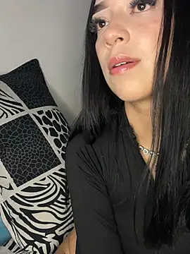 Snapshot of Kaela_Rose chatting on July 7, 11:42 pm Kaela Rose online show from July 7, 11:42 pm