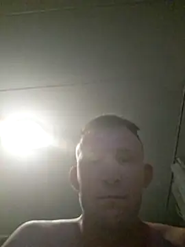 Snapshot of rokosz chatting on June 28, 1:55 am rokosz online show from June 28, 1:55 am