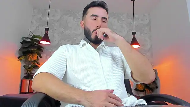 martin foster  online show from May 12, 3:25 am