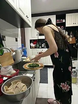 yuanpu0925 online show from April 29, 10:52 am