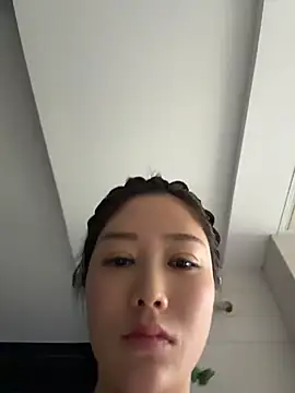 yuanpu0925 online show from June 23, 10:52 pm