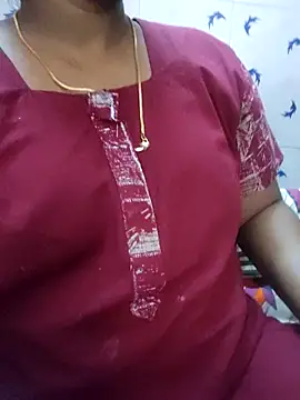 Snapshot of tamil_pavi98 chatting on March 28, 10:26 am tamil pavi98 online show from March 28, 10:26 am