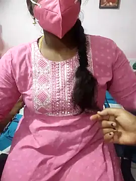 Snapshot of tamil_pavi98 chatting on March 30, 6:14 am tamil pavi98 online show from March 30, 6:14 am