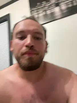gringolatinooo online show from June 1, 2:46 am