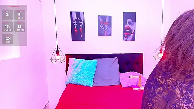 Dahlia 182 online show from March 28, 12:05 pm