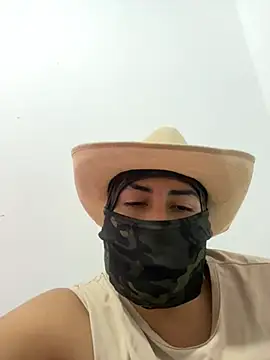 Snapshot of Haddad-9924 chatting on July 2, 8:59 pm Haddad-9924 online show from July 2, 8:59 pm