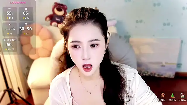 Snapshot of summer_uu chatting on July 12, 4:42 pm summer uu online show from July 12, 4:42 pm