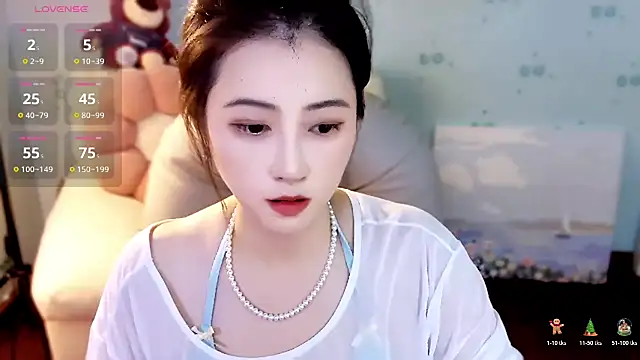 Snapshot of summer_uu chatting on July 29, 5:33 pm summer uu online show from July 29, 5:33 pm