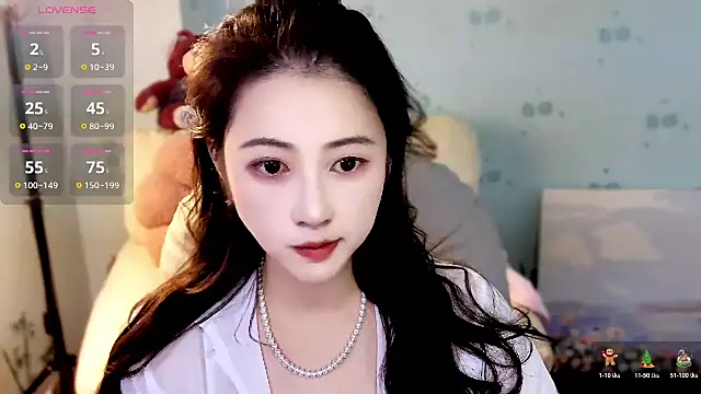 Snapshot of summer_uu chatting on July 30, 6:18 pm summer uu online show from July 30, 6:18 pm