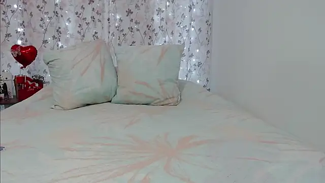 Snapshot of ThaliaGray_ chatting on May 17, 10:11 am ThaliaGray online show from May 17, 10:11 am