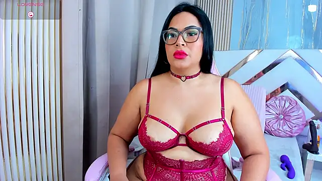 Snapshot of CelesteFoxx_ chatting on April 29, 1:59 pm CelesteFoxx online show from April 29, 1:59 pm