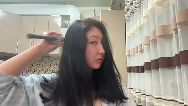 Snapshot of Ameliya_kim chatting on April 1, 8:17 pm Ameliya kim online show from April 1, 8:17 pm