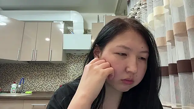 Snapshot of Ameliya_kim chatting on April 5, 9:23 pm Ameliya kim online show from April 5, 9:23 pm