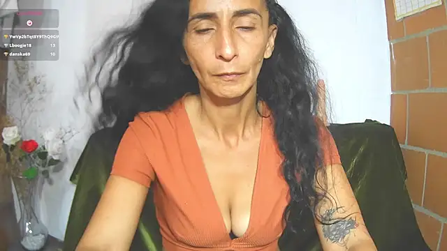 Snapshot of SamanttaLopez chatting on May 31, 6:09 pm SamanttaLopez online show from May 31, 6:09 pm