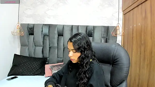 Snapshot of miarivers_1 chatting on April 14, 12:55 pm miarivers 1 online show from April 14, 12:55 pm