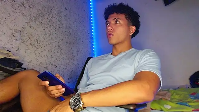 tonydesire  online show from April 26, 7:55 pm