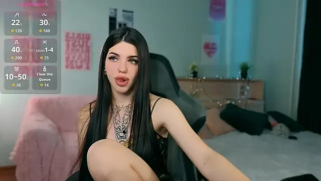 molly rettyy online show from June 24, 4:00 am