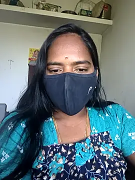 Snapshot of Tamil_Sangeetha chatting on April 1, 7:31 am Tamil Sangeetha online show from April 1, 7:31 am