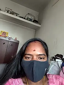 Snapshot of Tamil_Sangeetha chatting on April 30, 1:45 am Tamil Sangeetha online show from April 30, 1:45 am