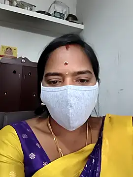 Snapshot of Tamil_Sangeetha chatting on May 5, 1:02 am Tamil Sangeetha online show from May 5, 1:02 am