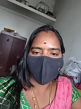 Snapshot of Tamil_Sangeetha chatting on May 10, 4:39 am Tamil Sangeetha online show from May 10, 4:39 am
