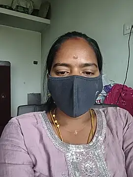 Snapshot of Tamil_Sangeetha chatting on May 13, 9:39 am Tamil Sangeetha online show from May 13, 9:39 am