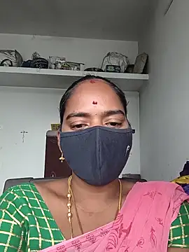 Snapshot of Tamil_Sangeetha chatting on May 17, 2:20 am Tamil Sangeetha online show from May 17, 2:20 am