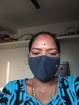 Snapshot of Tamil_Sangeetha chatting on May 21, 12:50 am Tamil Sangeetha online show from May 21, 12:50 am