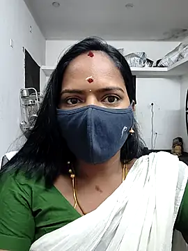 Snapshot of Tamil_Sangeetha chatting on May 24, 11:43 pm Tamil Sangeetha online show from May 24, 11:43 pm