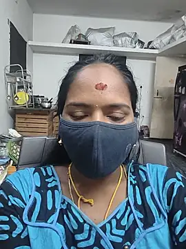 Snapshot of Tamil_Sangeetha chatting on June 2, 3:03 pm Tamil Sangeetha online show from June 2, 3:03 pm