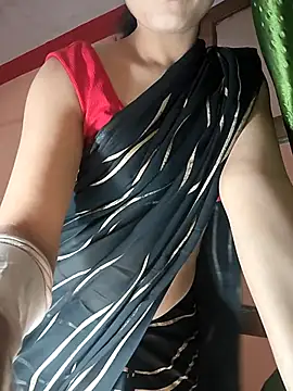 Snapshot of Curvy_Sanaya chatting on April 15, 6:26 pm Curvy Sanaya online show from April 15, 6:26 pm