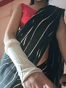 Snapshot of Curvy_Sanaya chatting on May 8, 7:08 pm Curvy Sanaya online show from May 8, 7:08 pm