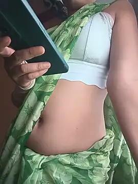 Snapshot of Curvy_Sanaya chatting on May 28, 11:07 am Curvy Sanaya online show from May 28, 11:07 am