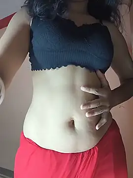 Snapshot of Curvy_Sanaya chatting on June 15, 7:49 pm Curvy Sanaya online show from June 15, 7:49 pm