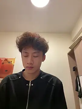 sexyboy-3525 online show from April 14, 10:54 am