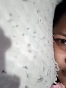 Snapshot of riyaa_sexyy chatting on July 6, 5:15 am riyaa sexyy online show from July 6, 5:15 am