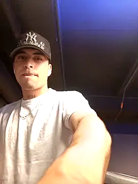 Snapshot of nico_herrera__ chatting on April 5, 5:21 pm nico herrera online show from April 5, 5:21 pm