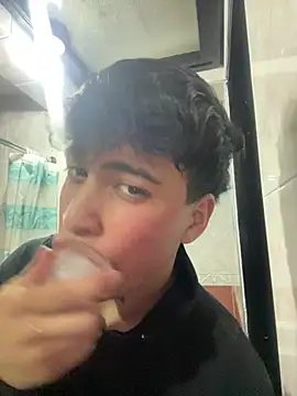 Snapshot of nico_herrera__ chatting on July 1, 12:56 am nico herrera online show from July 1, 12:56 am