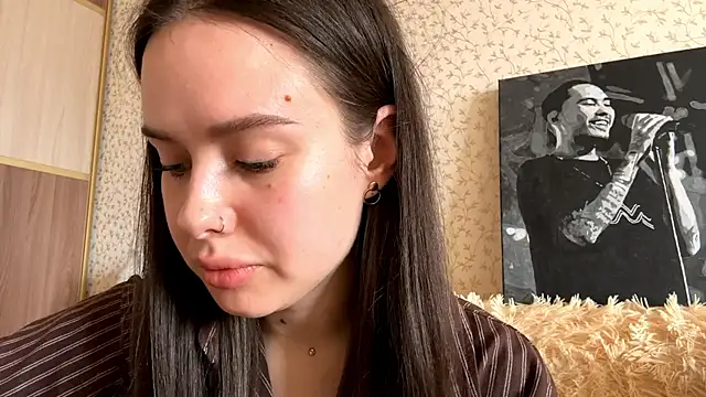 Snapshot of KristyKlyra chatting on March 30, 7:53 am KristyKlyra online show from March 30, 7:53 am