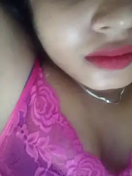 Snapshot of priyahot2001 chatting on April 26, 5:54 pm priyahot2001 online show from April 26, 5:54 pm