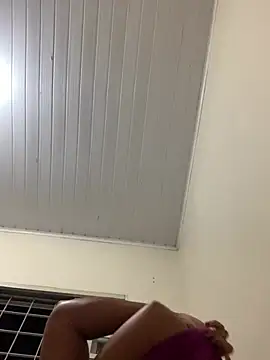 viviboraaaa online show from May 1, 12:37 am