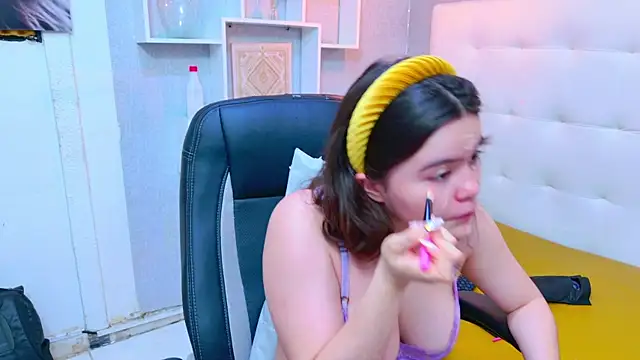 Alexa Missfortune online show from July 18, 7:28 pm