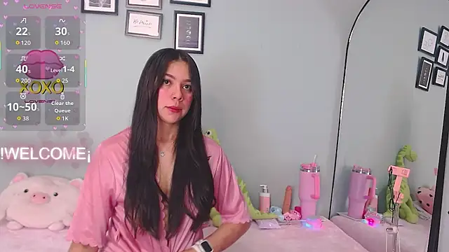 Snapshot of MissDulceRose chatting on April 16, 1:06 am MissDulceRose online show from April 16, 1:06 am