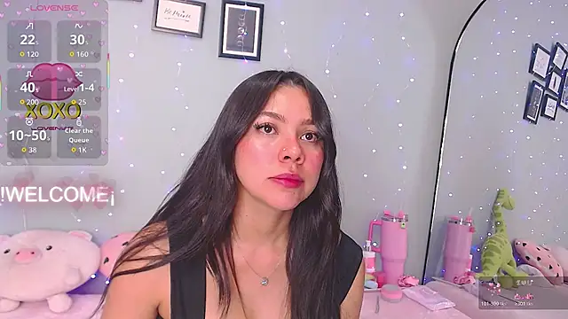 Snapshot of MissDulceRose chatting on April 19, 2:55 am MissDulceRose online show from April 19, 2:55 am