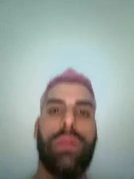 Snapshot of tatin960 chatting on March 30, 4:57 am tatin960 online show from March 30, 4:57 am