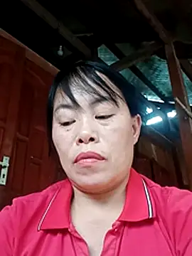 Snapshot of -Mani- chatting on April 1, 6:36 am -Mani- online show from April 1, 6:36 am