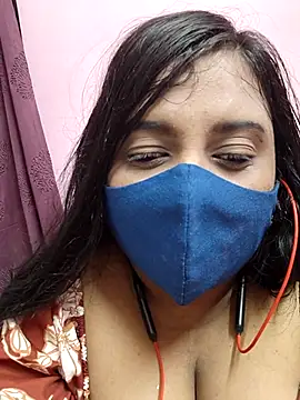 Snapshot of Tami-sonia chatting on April 19, 6:54 pm Tami-sonia online show from April 19, 6:54 pm